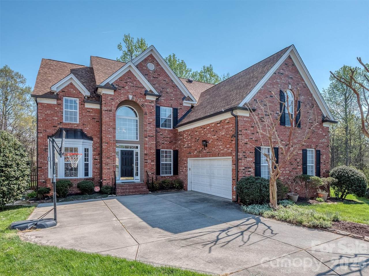 12103 Crescent Run Court - Photo 1