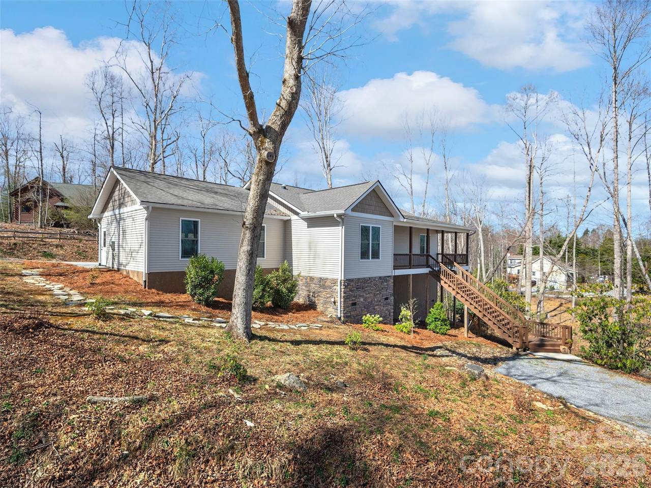 10 Starview Lane - Photo 1