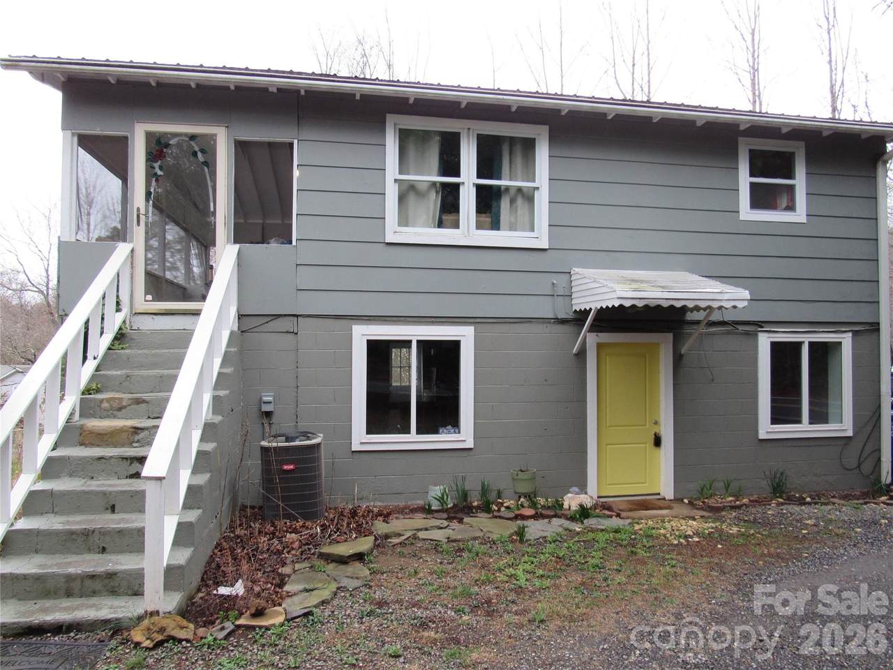 822 Azalea Avenue - Photo 1