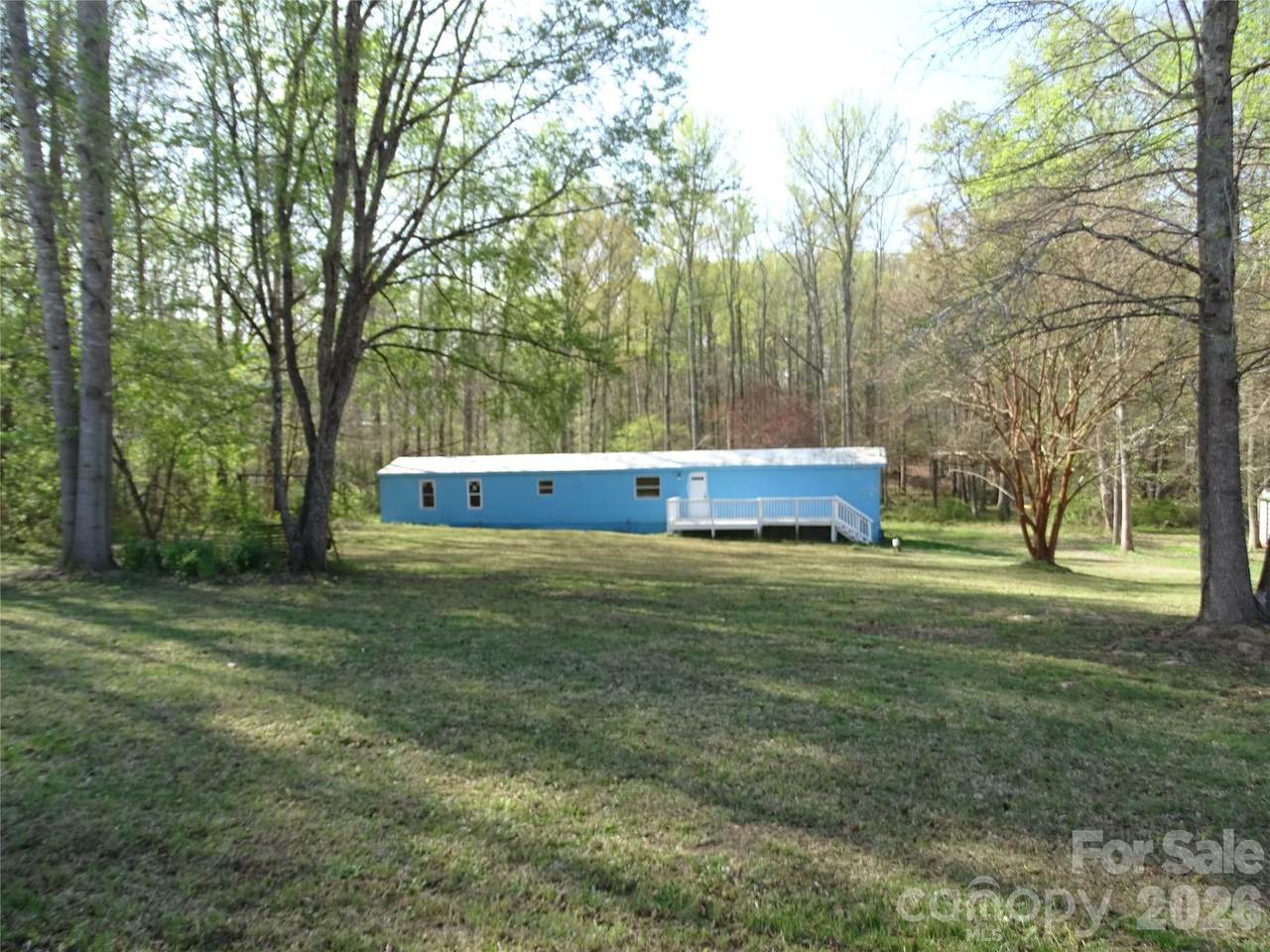 453 Riverview Lane - Photo 1