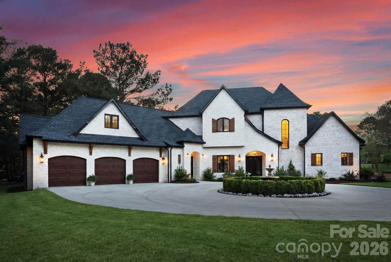 152 Forum Drive - Photo 1
