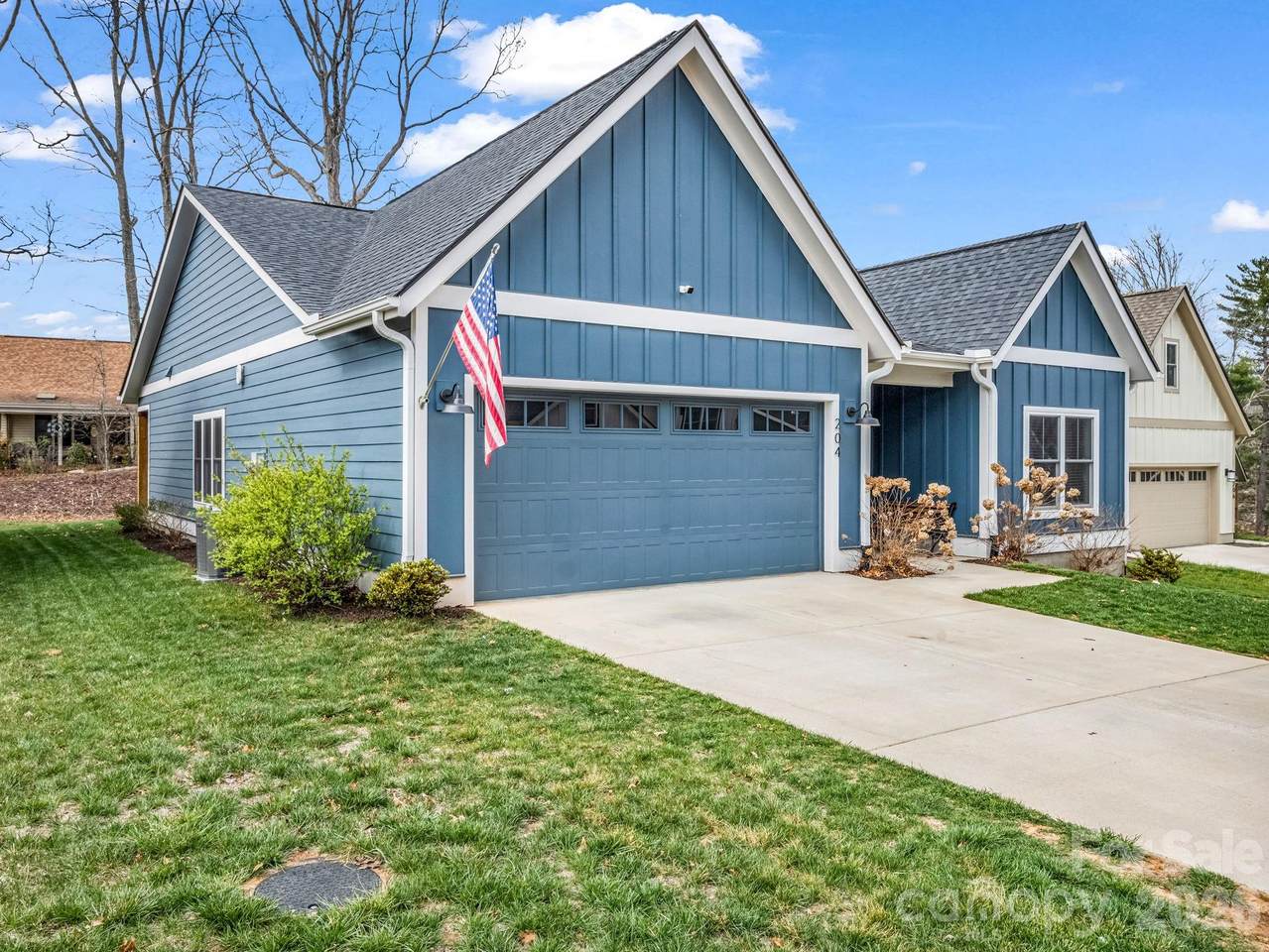 204 Weybridge Drive - Photo 1