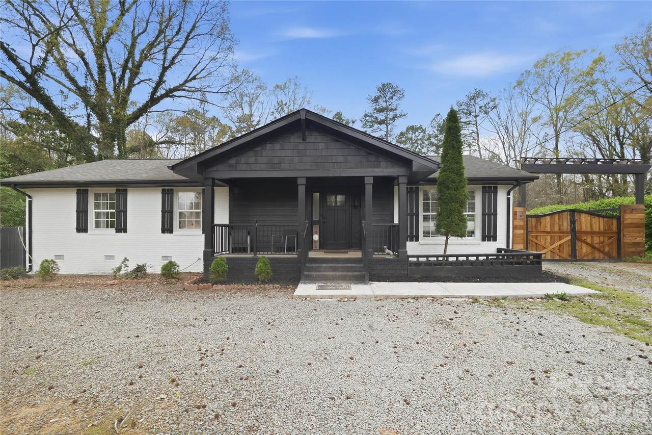816 Sharon Drive - Photo 1