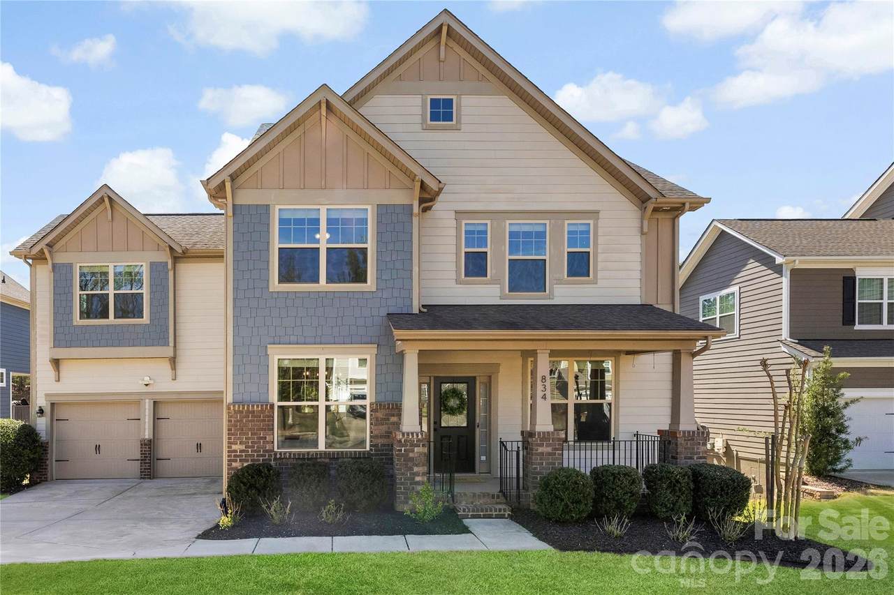 834 Spelman Drive - Photo 1