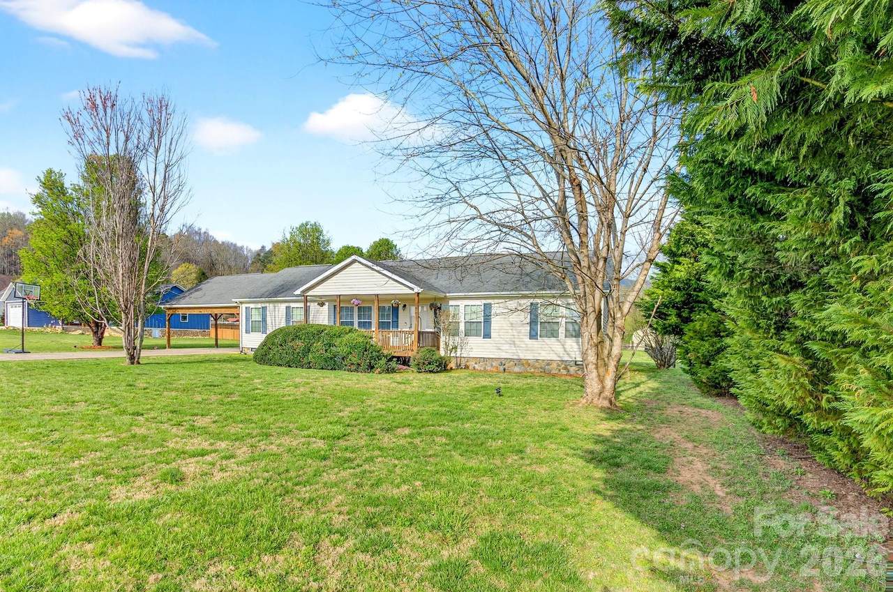 22 Brookfield Lane - Photo 1