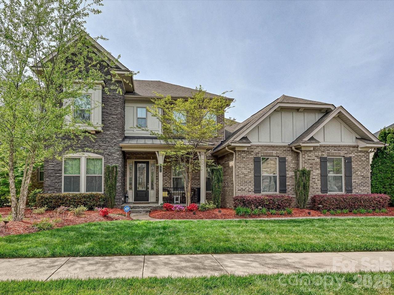 101 Enclave Boulevard - Photo 1