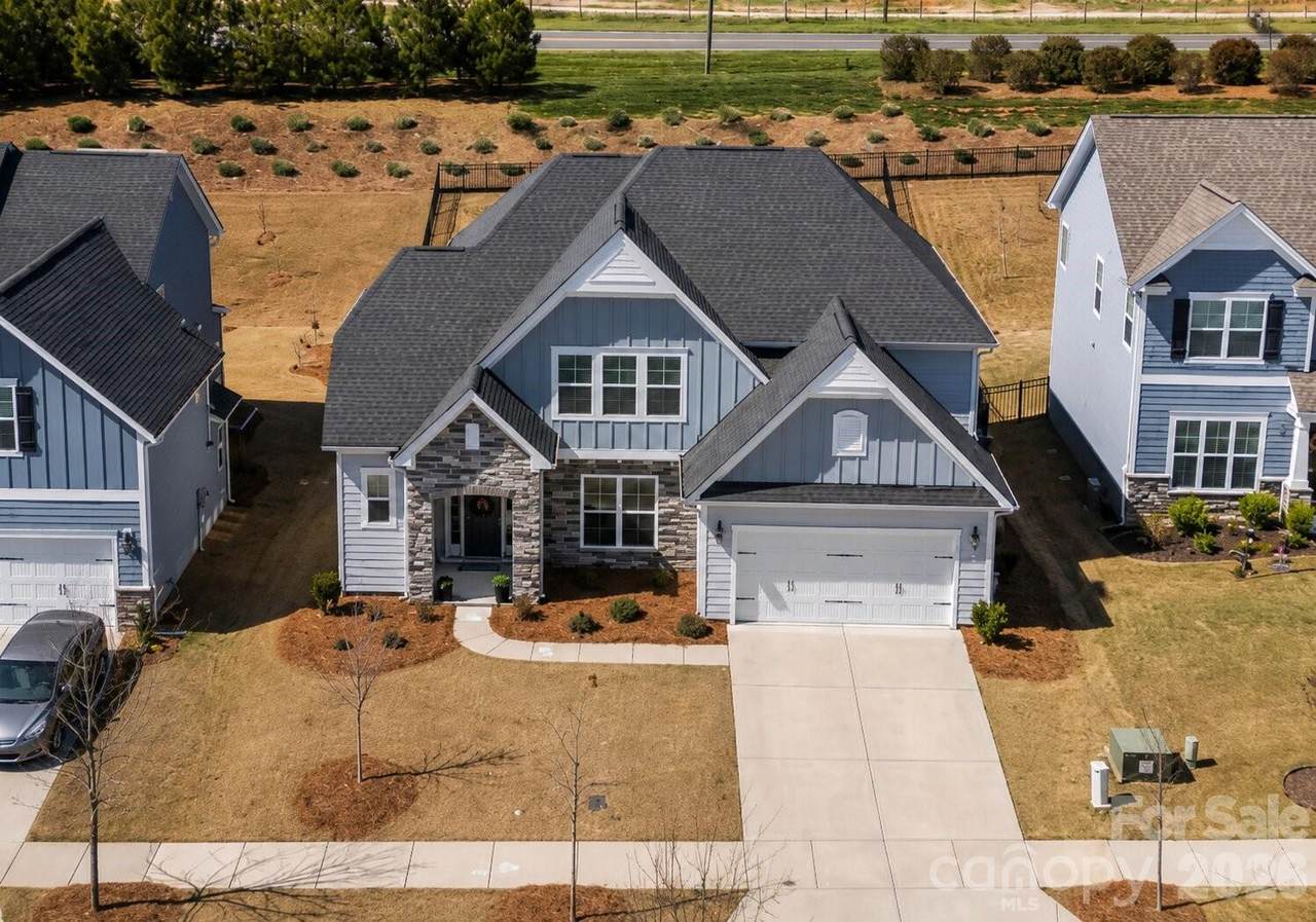 7017 Kingfisher Way - Photo 1