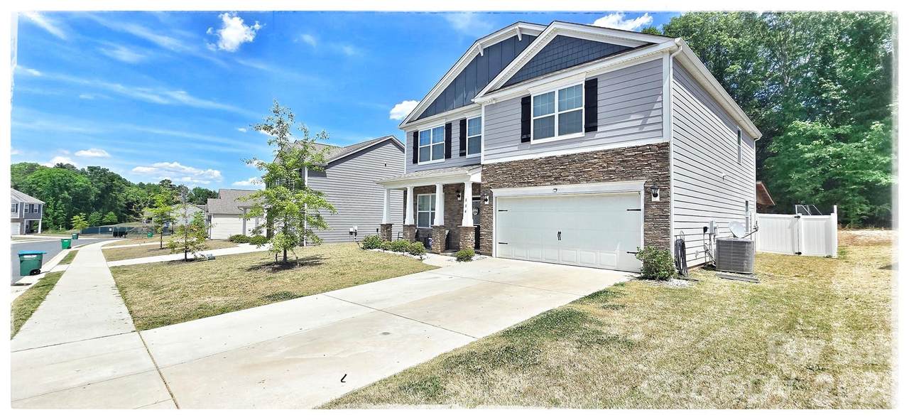 114 Wildflower Drive - Photo 1