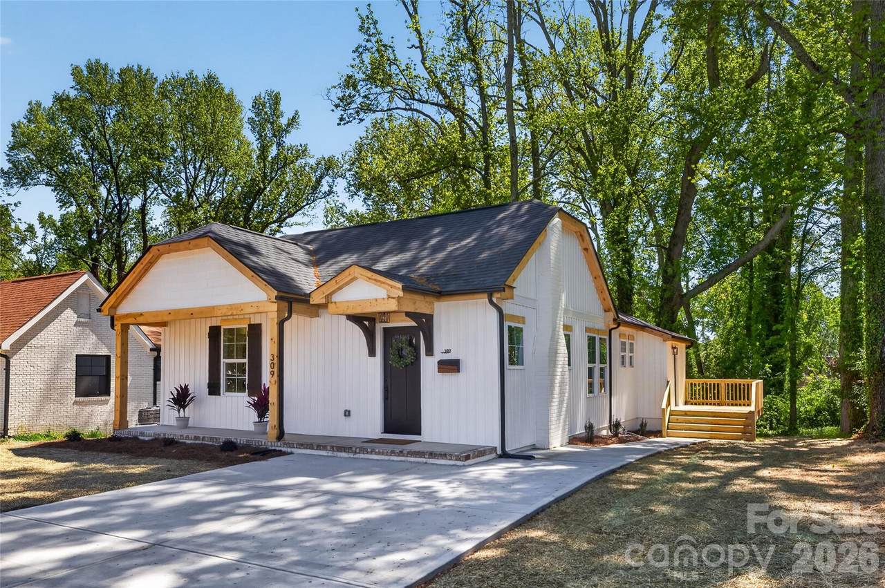 309 Gold Street - Photo 1