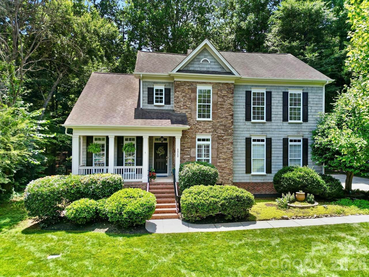 1512 Calvin Hal Road - Photo 1