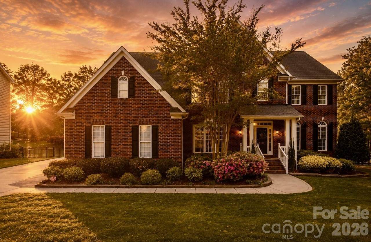10826 Persimmon Creek Drive - Photo 1