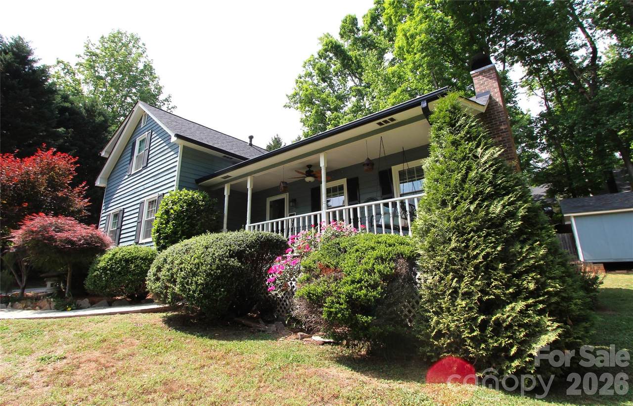 2600 Lakewood Drive - Photo 1