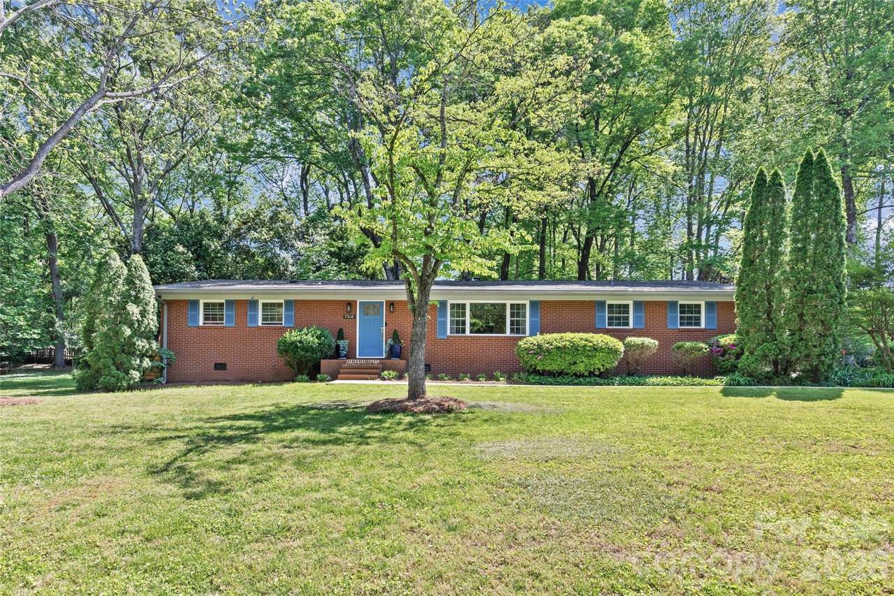 7108 Preston Court - Photo 1