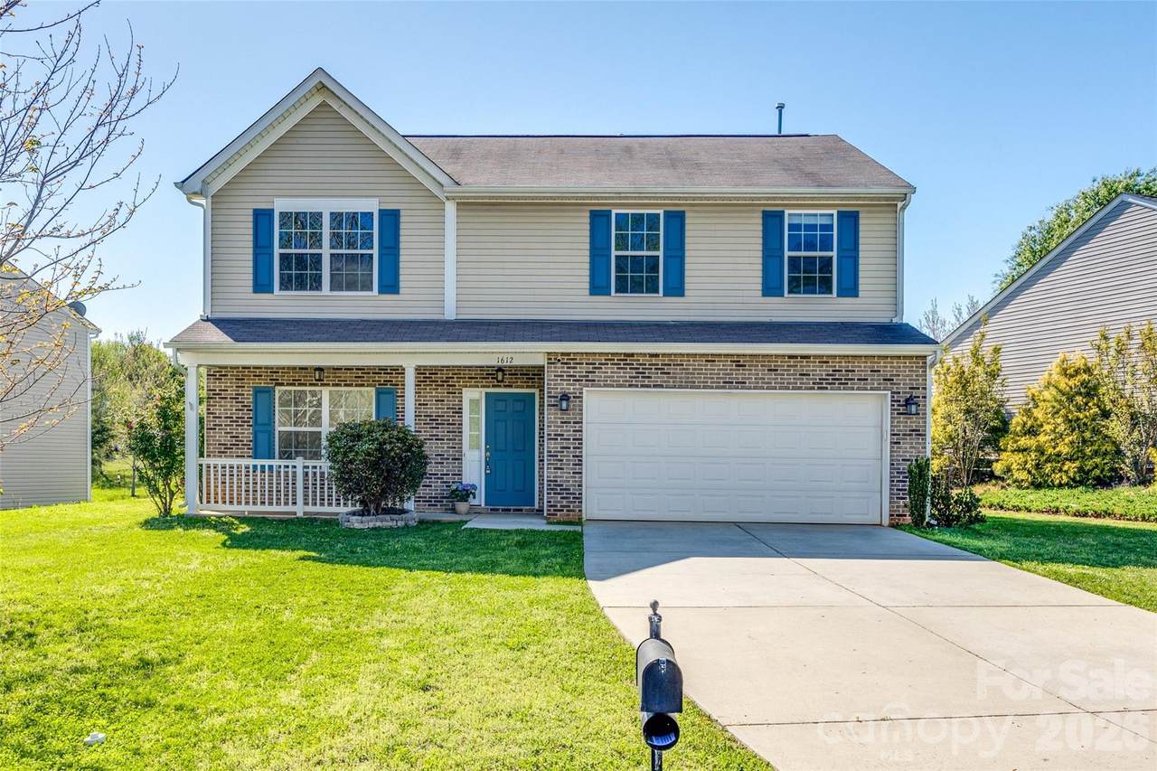 1612 Beleek Ridge Lane - Photo 1