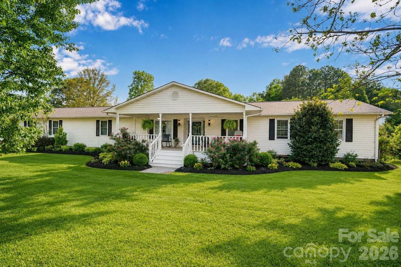 1260 Russell Road - Photo 1