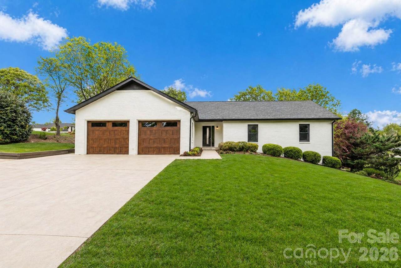 3730 Club House Drive - Photo 1