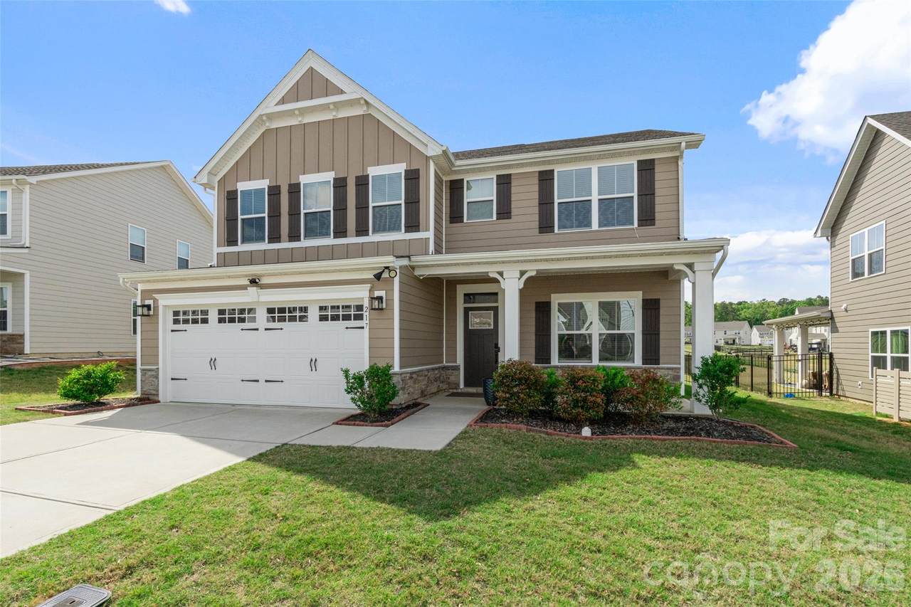 217 Yellow Birch Drive - Photo 1