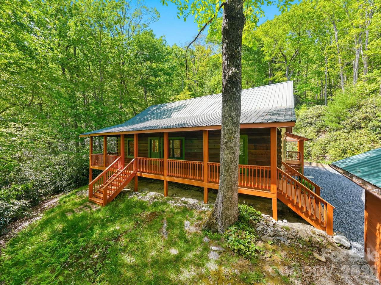 6220 Sunny Drive - Photo 1