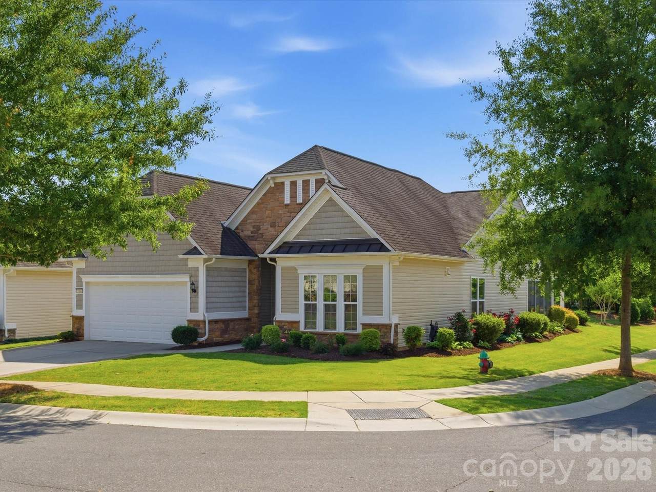 1004 Mava Court - Photo 1