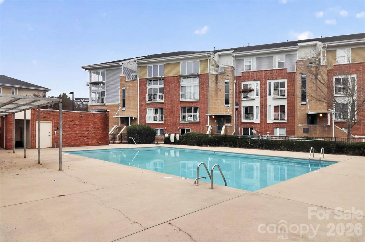 3909 Picasso Court - Photo 1