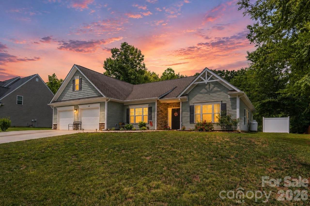 149 Windstone Drive - Photo 1
