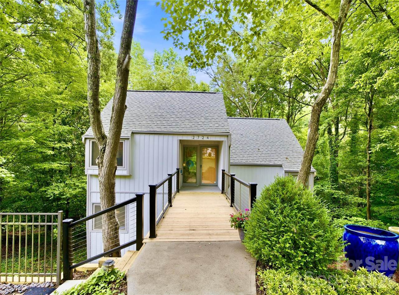 2724 Huntingtowne Farms Lane - Photo 1