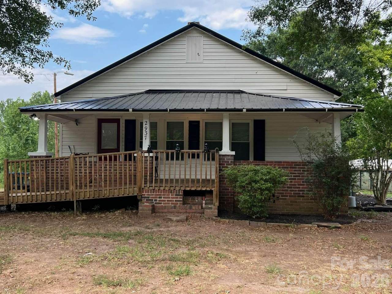 2937 Gastonia Highway - Photo 1