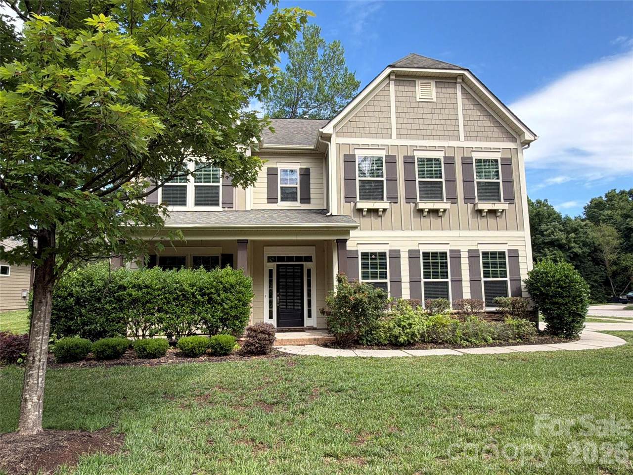 6013 Hyde Park Drive - Photo 1