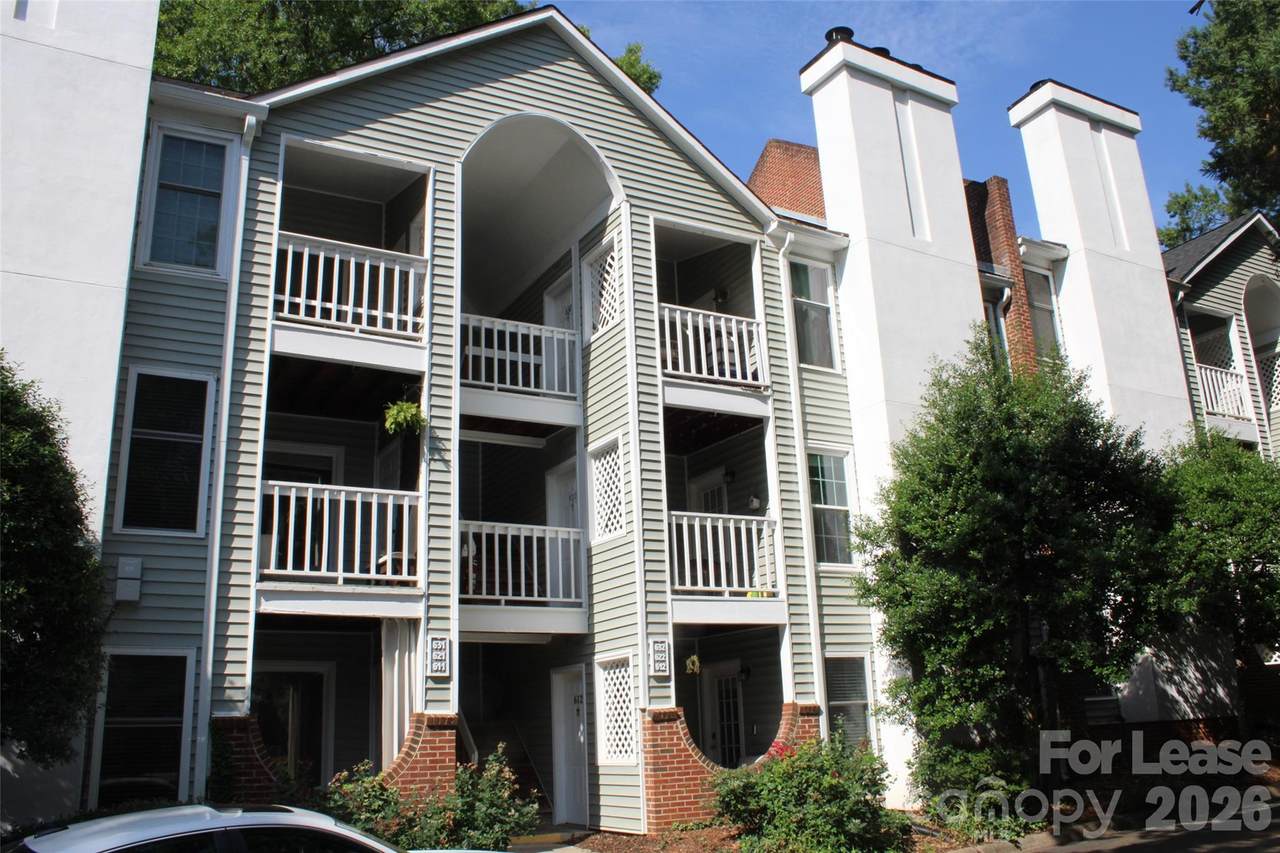 430 Queens Road - Photo 1