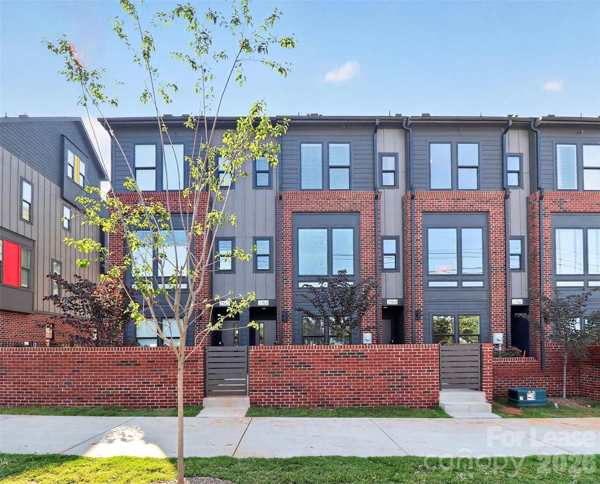 2158 Graham Street - Photo 1