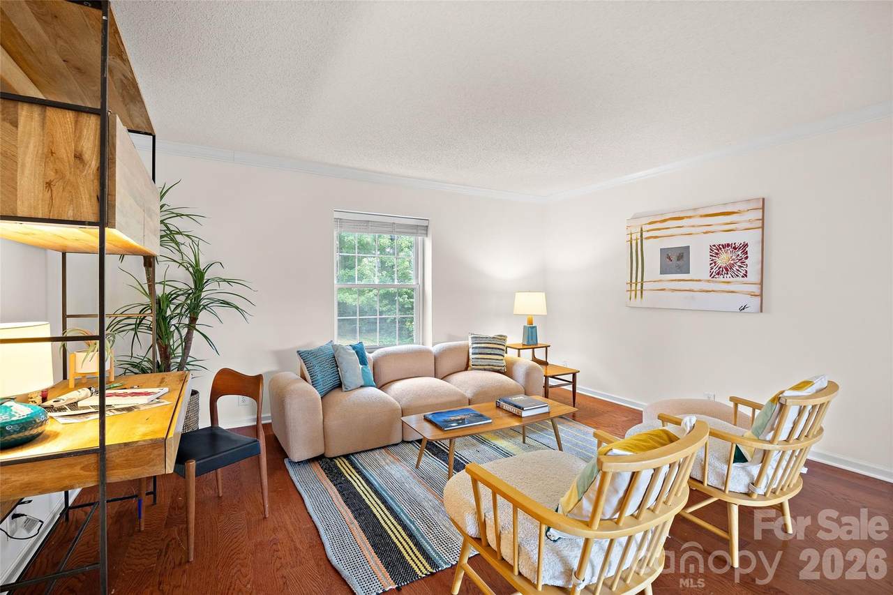2632 Park Road - Photo 1