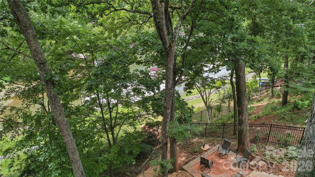 26049 Neptunes Landing - Photo 1