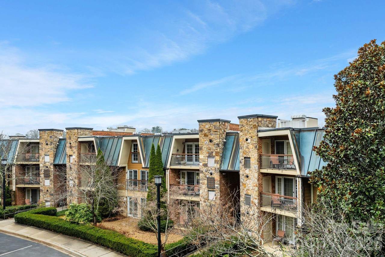 301 Bowling Park Road - Photo 1