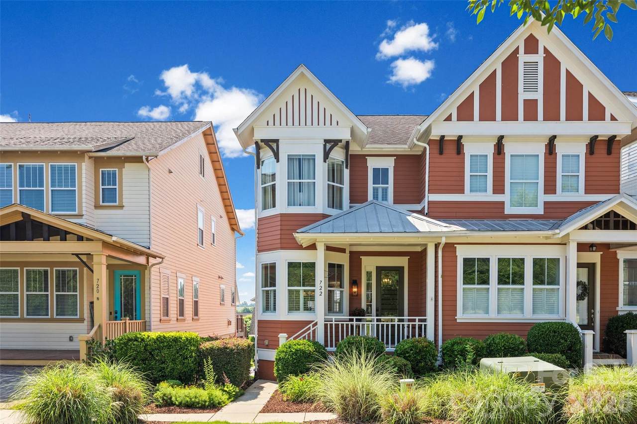 722 Waterscape Court - Photo 1