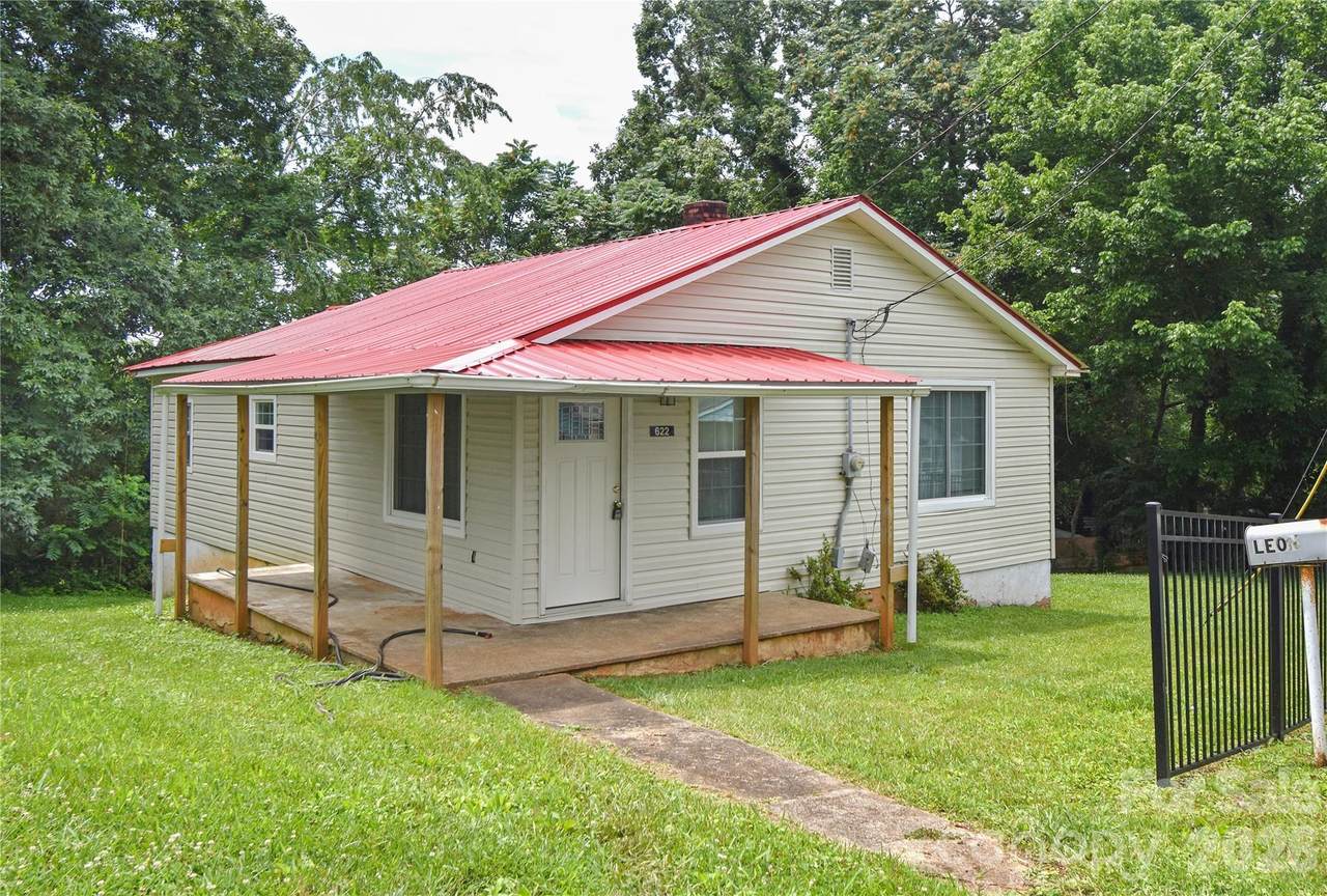 622 Green Street Loop - Photo 1