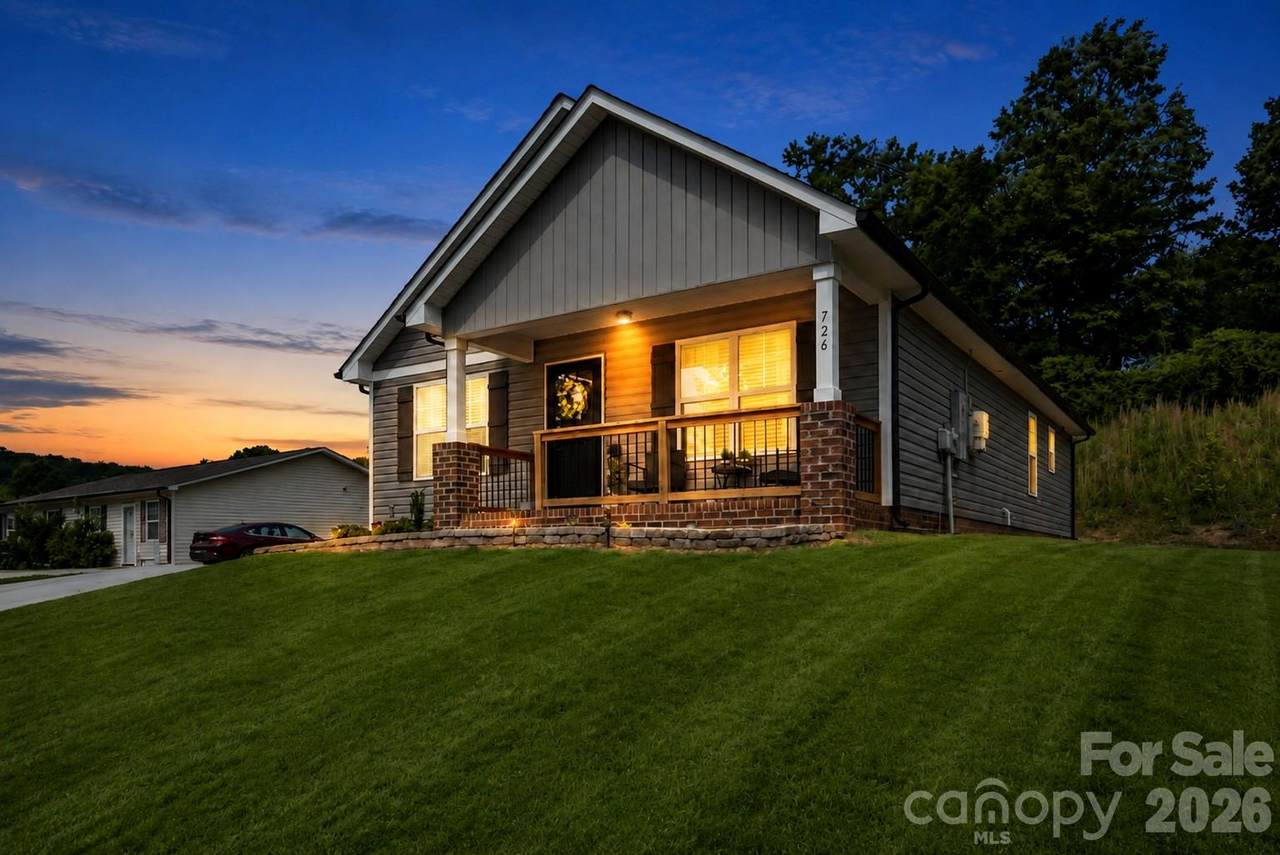 726 Parker Street - Photo 1