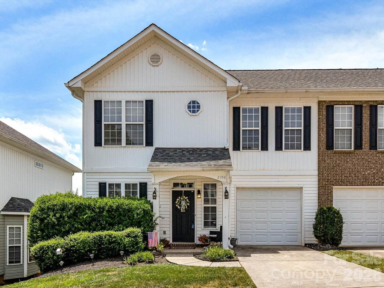 2398 Woodridge Drive - Photo 1