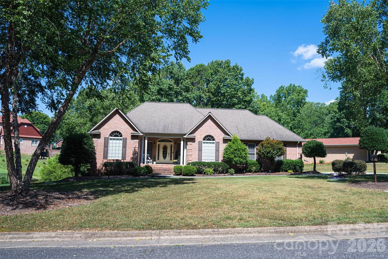 2041 Fairways Drive - Photo 1