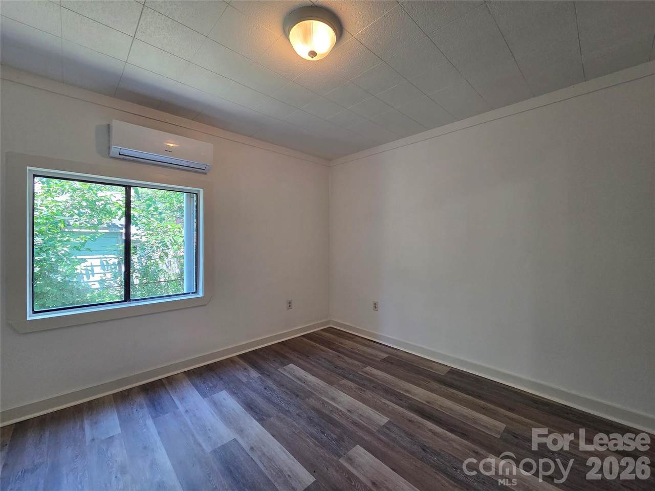 805 Confederate Avenue - Photo 1