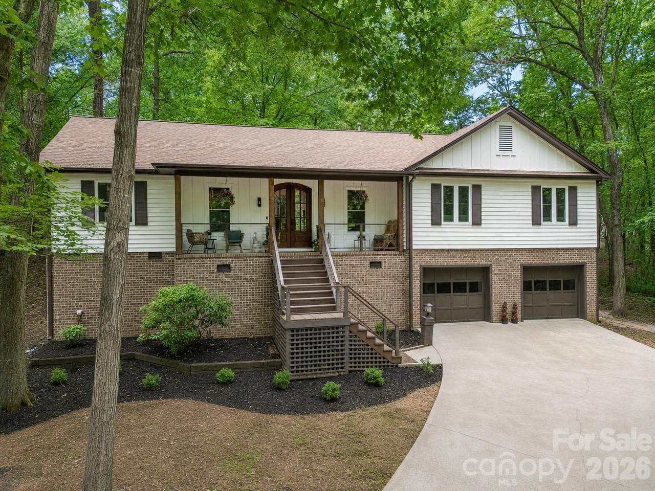 16 Tanglewood Road - Photo 1