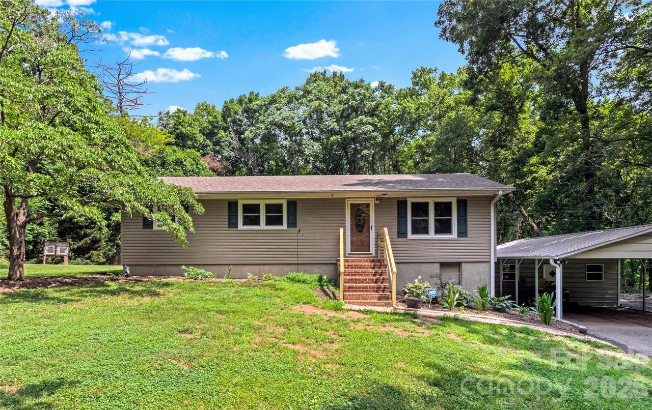 152 Blue Ridge Road - Photo 1