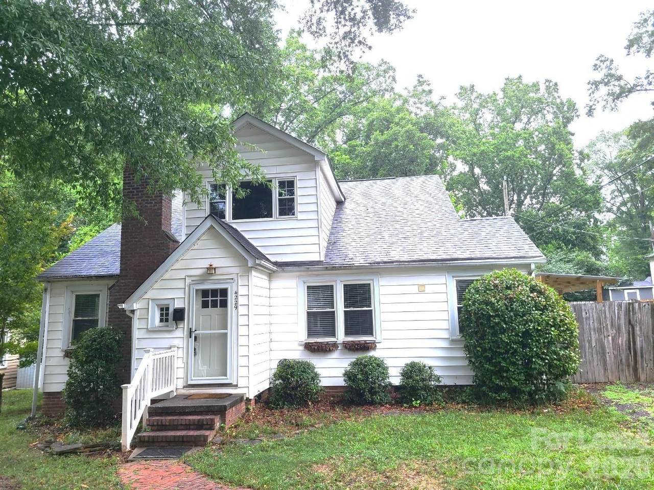4229 Hiddenbrook Drive - Photo 1