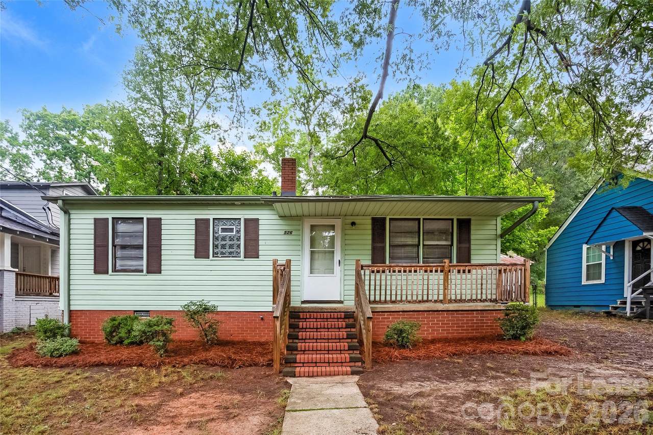 526 Hickory Avenue - Photo 1