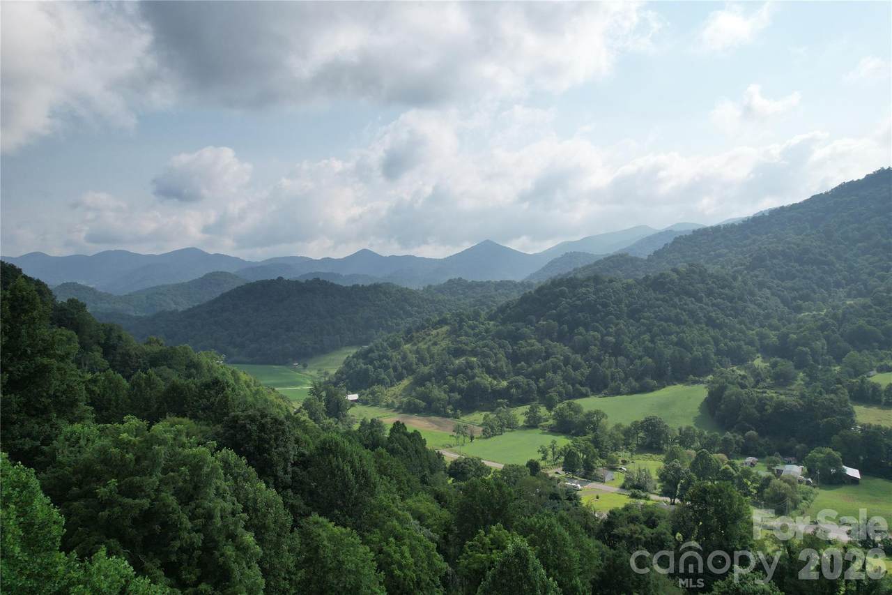 https://bt-photos.global.ssl.fastly.net/cmls/1280_boomver_2_4403848-1.jpg