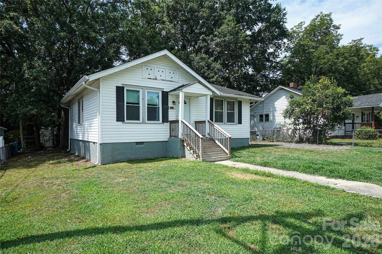 1113 5th Avenue - Photo 1