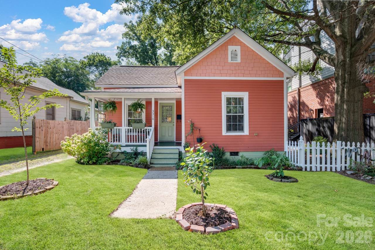 3314 Alexander Street - Photo 1