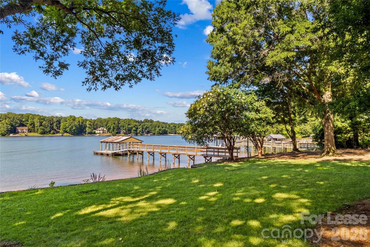 118 Revere Drive - Photo 1