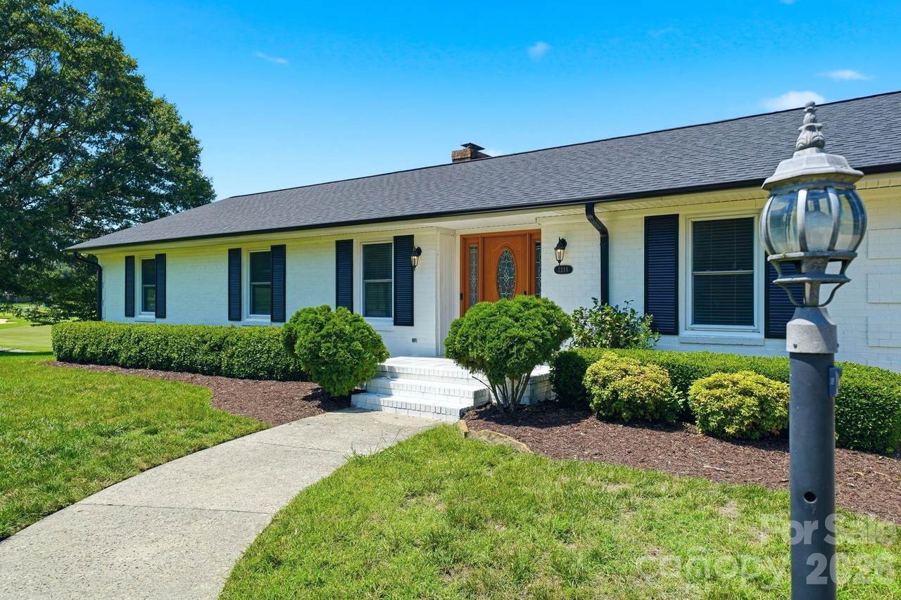 1335 Stoneyridge Drive - Photo 1