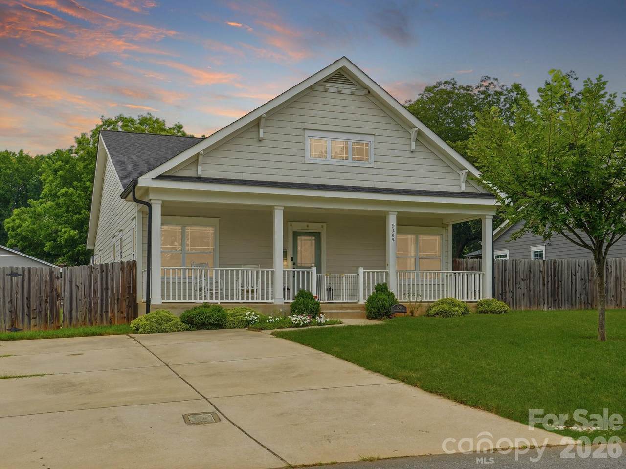 5309 Tarrywood Lane - Photo 1