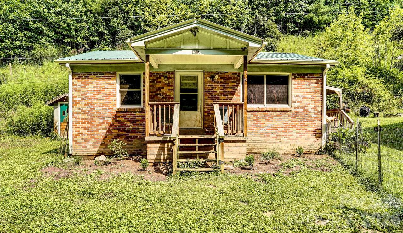 1213 Roaring Fork Road - Photo 1